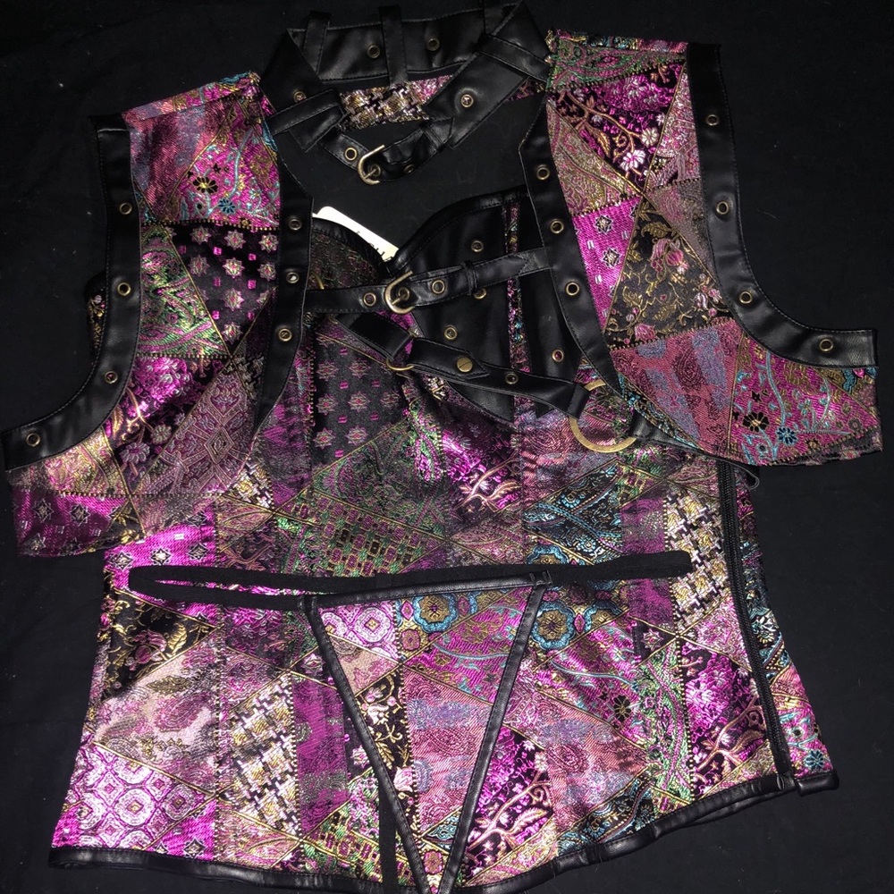 3pc corset, thong, shoulders. Brand New with tags
